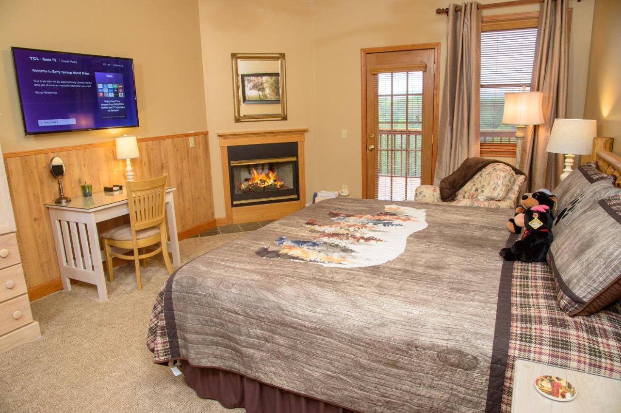 Berry Springs Lodge Sevierville Exterior photo