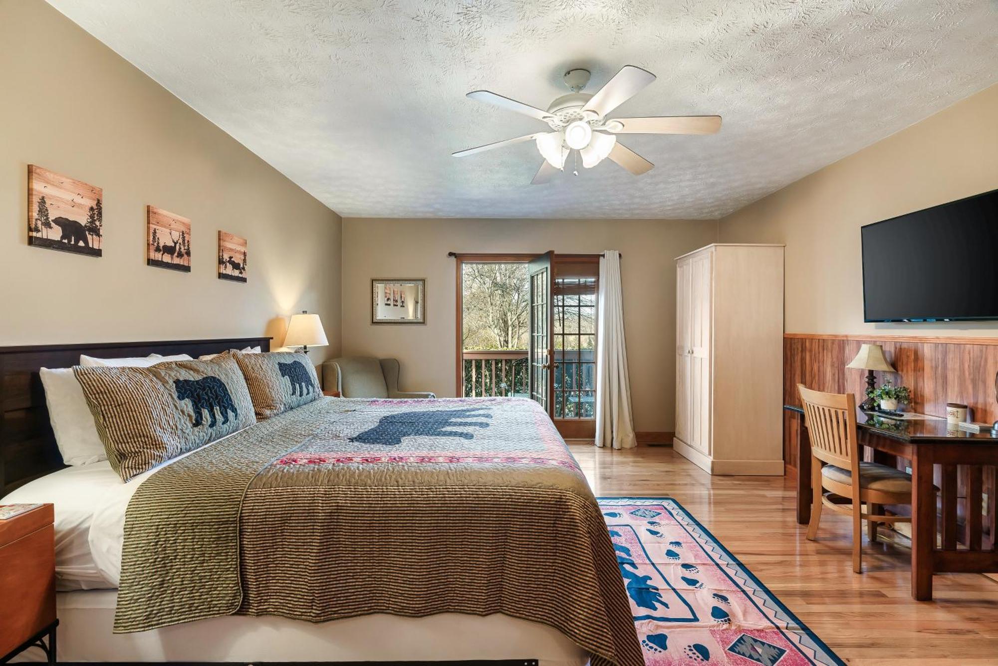 Berry Springs Lodge Sevierville Exterior photo